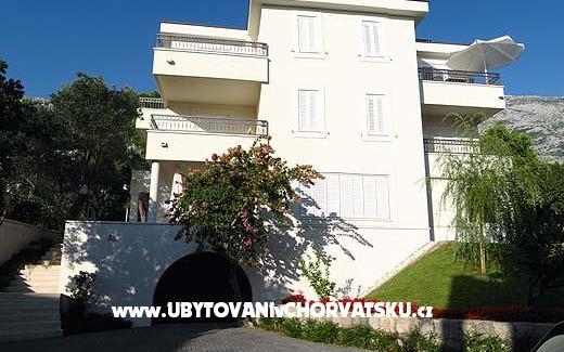 Villa Lolita – Accommodation Makarska Kroatië