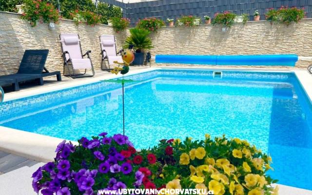 Villa Isabella – Accommodation Marina - Trogir Kroatië