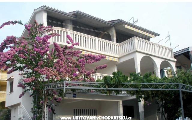 Apartments Marasović – Accommodation Marina - Trogir Kroatië