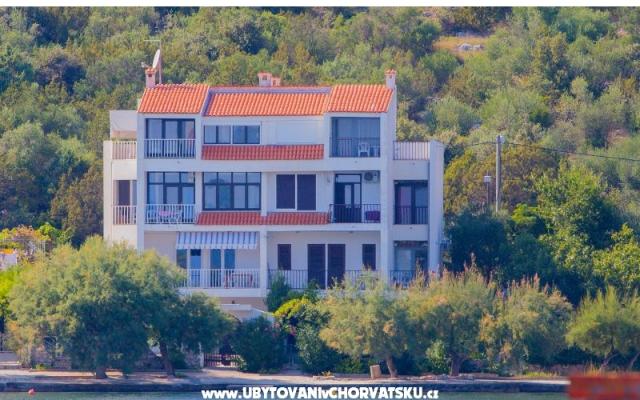 Apartments Neves – Accommodation Marina - Trogir Kroatië