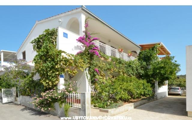 Apartments Nina – Accommodation Marina - Trogir Kroatië