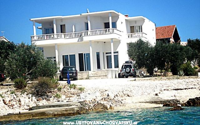 Villa Jelena – Accommodation Marina - Trogir Kroatië