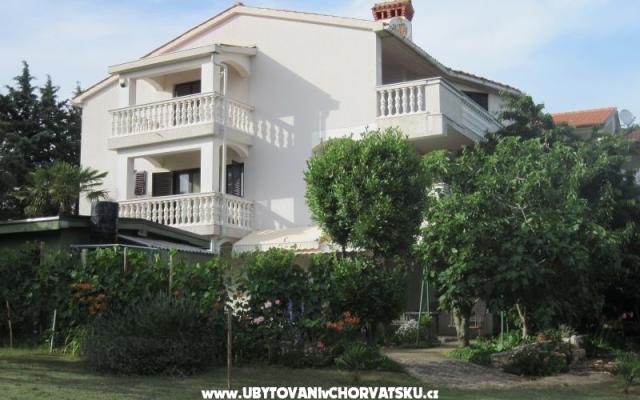 Alex 1 i Alex 2 – Accommodation Medulin Kroatië