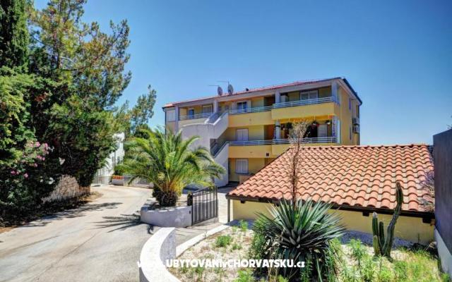 House Dean – Accommodation Medulin Kroatië