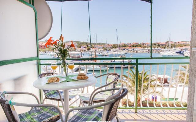 Apartments Lapov – Accommodation Island of Murter Kroatië