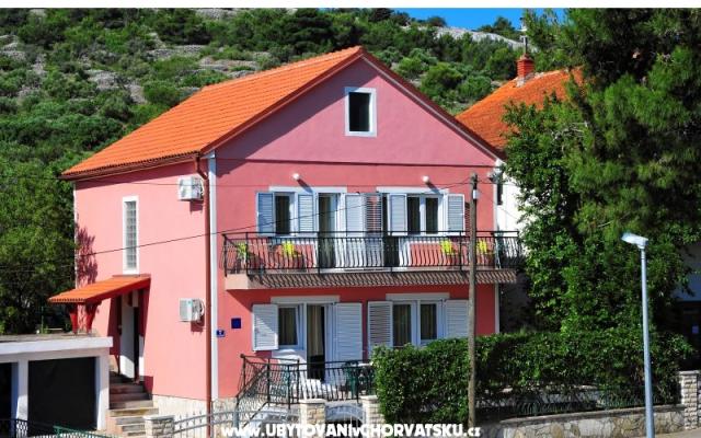 Holiday home Mirela – Accommodation Island of Murter Kroatië
