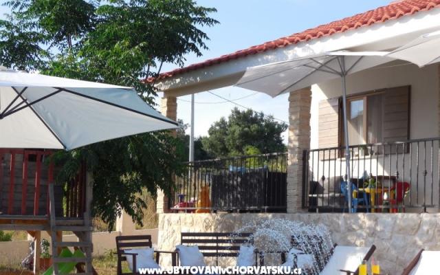 House za odmor "Arwen" – Accommodation Novalja - Pag Kroatië