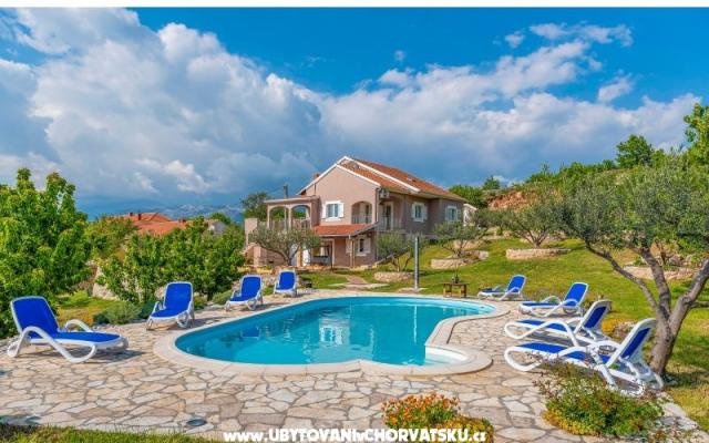 Villa Marija – Accommodation Novigrad Kroatië