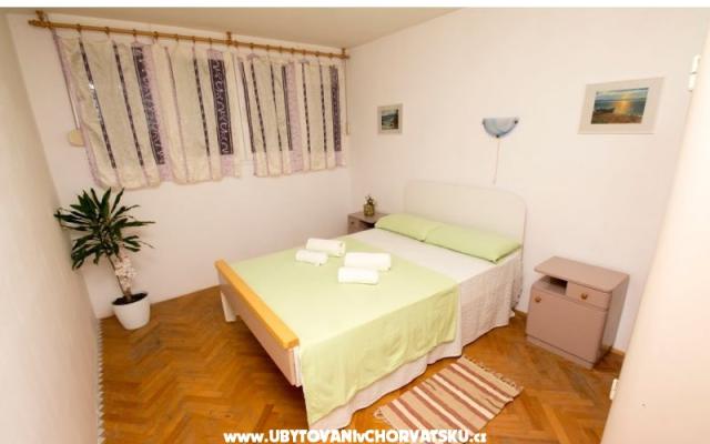  Apartment Crnjanski – Accommodation Omis Kroatië
