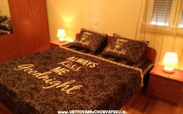 Apartments Jelena – Accommodation Omis Kroatië