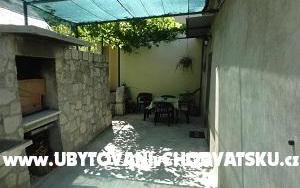 Apartment Mirabela – Accommodation Omis Kroatië