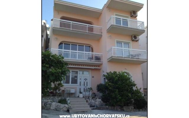Apartment Zdravko – Accommodation Omis Kroatië