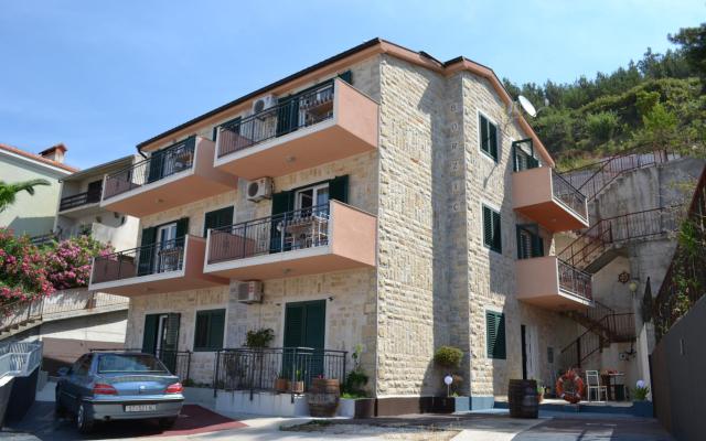 Apartments IBO – Accommodation Omis Kroatië