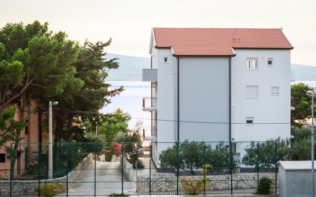 Apartments Mila Tomasović – Accommodation Omis Kroatië