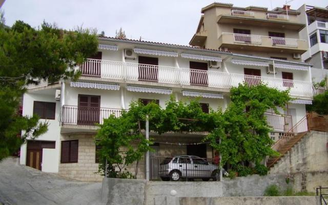 Apartments Ruža – Accommodation Omis Kroatië