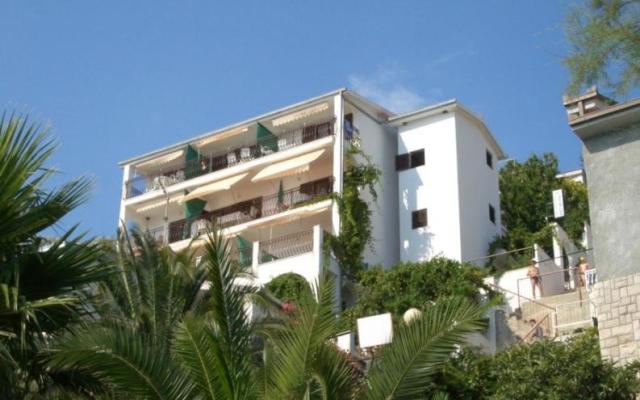 Apartments Velika Luka – Accommodation Omis Kroatië