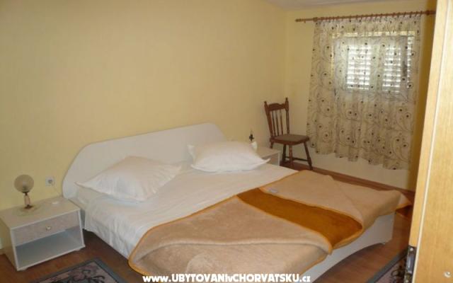 Apartments Cvitanovic – Accommodation Omis Kroatië