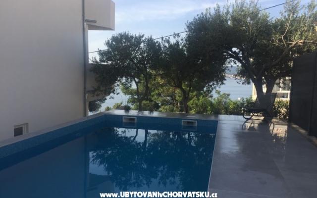 Apartments Milka i Jozo – Accommodation Omis Kroatië