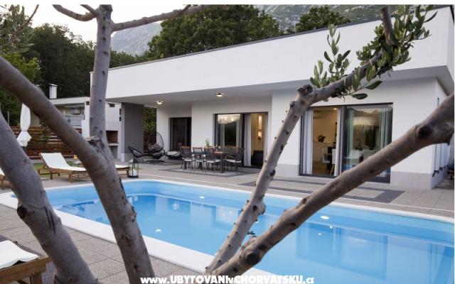Holiday Home EB – Accommodation Omis Kroatië