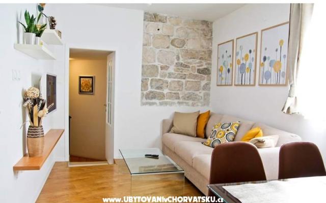 Main Square Apartment – Accommodation Omis Kroatië