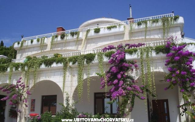 Pansion Cagal – Accommodation Omis Kroatië