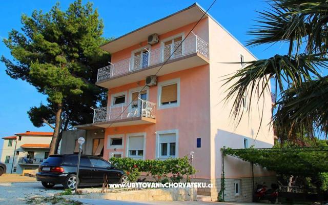 Villa Matijević – Accommodation Omis Kroatië