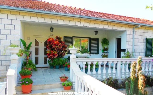 Apartments Petra – Accommodation Orebic – Peljesac Kroatië