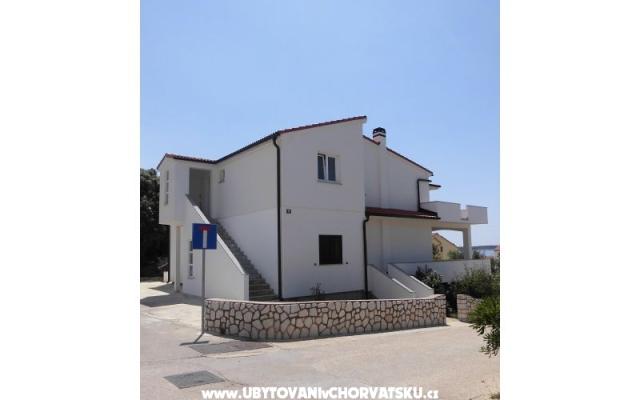 Apartments Mara – Accommodation Island of Pag Kroatië