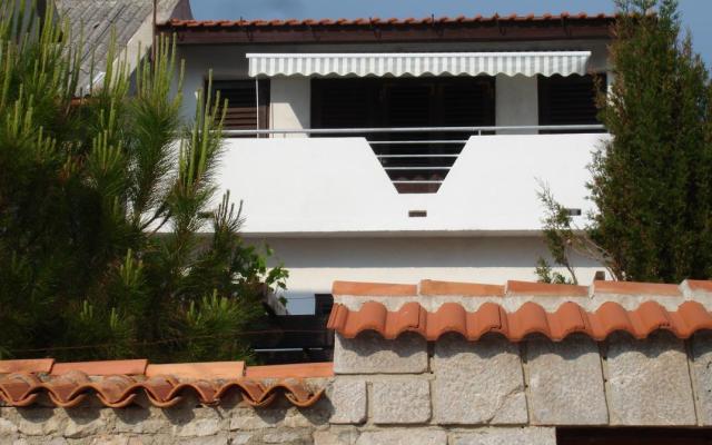 Renovated old house near sea in Pag – Accommodation Island of Pag Kroatië