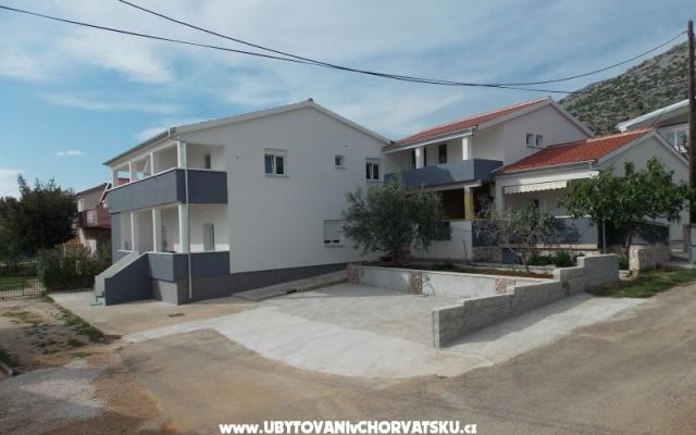 Apartments Antonija – Accommodation Starigrad Paklenica Kroatië
