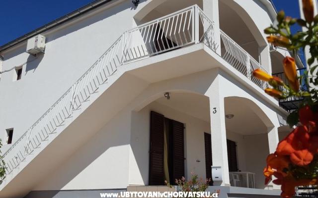 Apartments Merion – Accommodation Starigrad Paklenica Kroatië