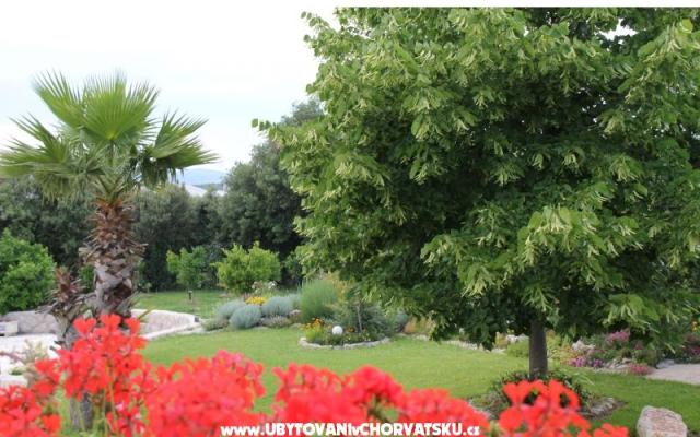 Apartments Mamić – Accommodation Pakostane Kroatië