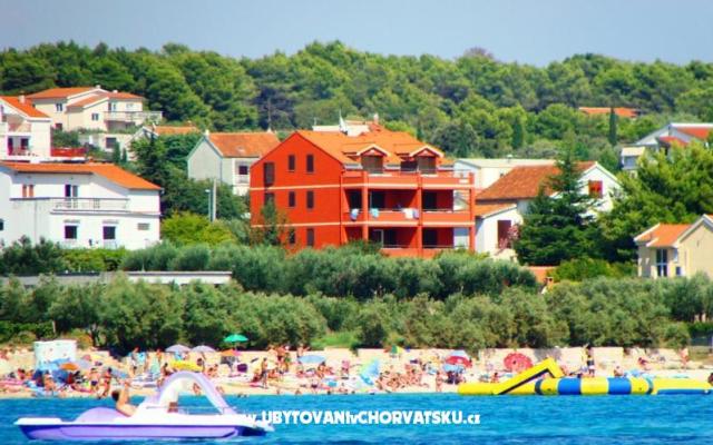 Apartments Villa San Marino – Accommodation Pakostane Kroatië
