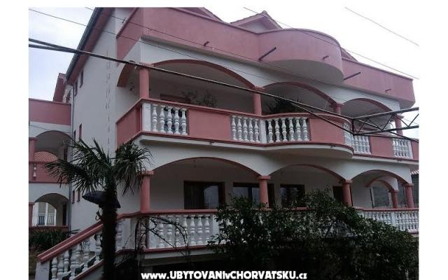 Apartments Villa Žaklina – Accommodation Pakostane Kroatië