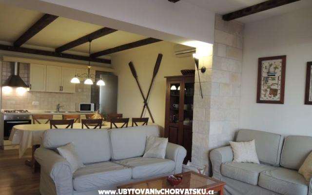 Apartments in Villa – Accommodation Pakostane Kroatië