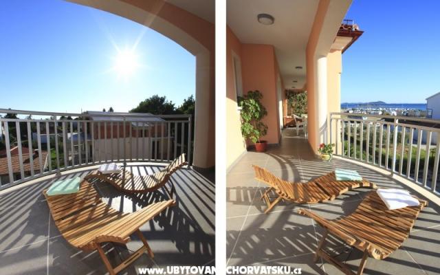 Villa Lena – Accommodation Pakostane Kroatië