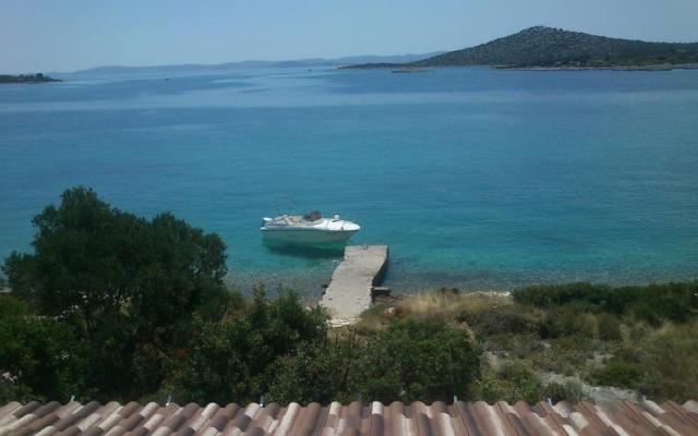 Robinzon Lanterna – Accommodation Island of Pasman Kroatië