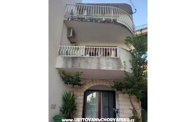 Apartments Vela – Accommodation Podgora Kroatië