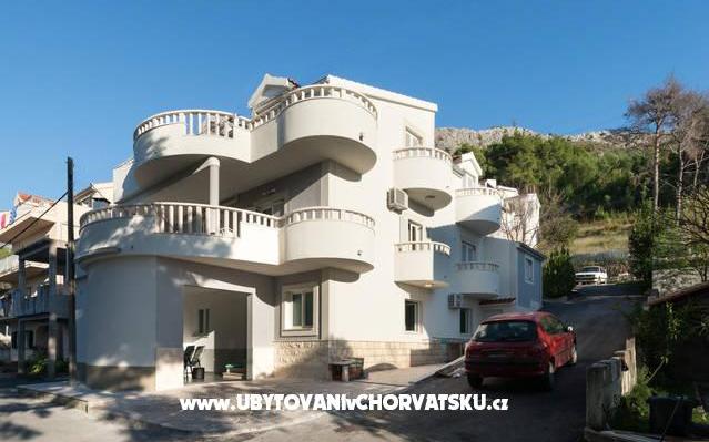 Apartments Aljinovic – Accommodation Podstrana Kroatië