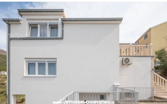 Apartments Zdravka – Accommodation Podstrana Kroatië