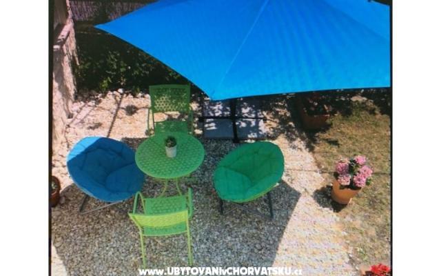 Apartment Čulić – Accommodation Podstrana Kroatië