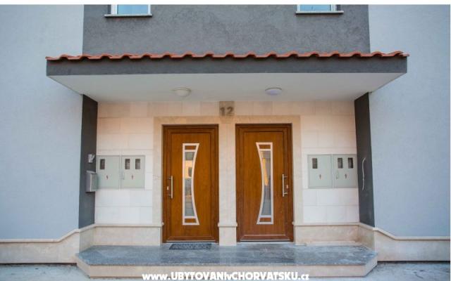 Luxury apartments Budimir – Accommodation Podstrana Kroatië