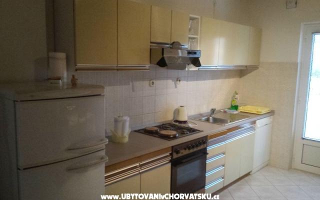 Apartments Mila – Accommodation Podstrana Kroatië