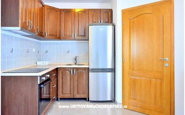 Apartments Bonsai – Accommodation Podstrana Kroatië