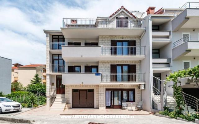 Apartments Silvi – Accommodation Podstrana Kroatië