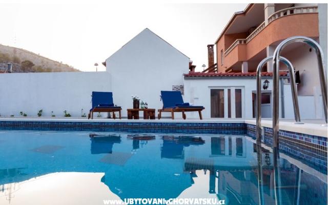 Luxury Apartment Sara – Accommodation Podstrana Kroatië