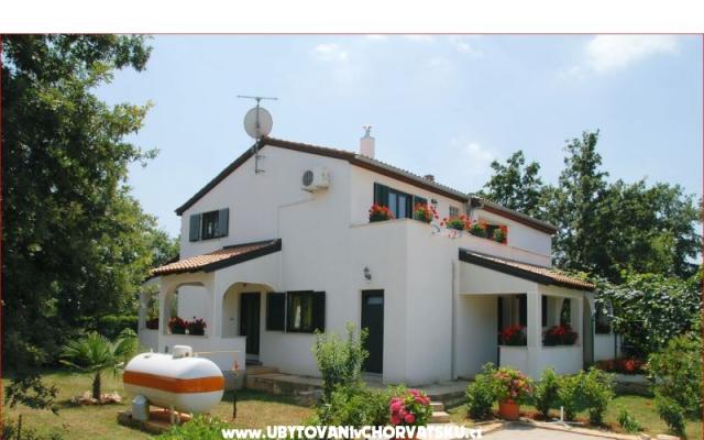 Apartments Bauk – Accommodation Porec Kroatië