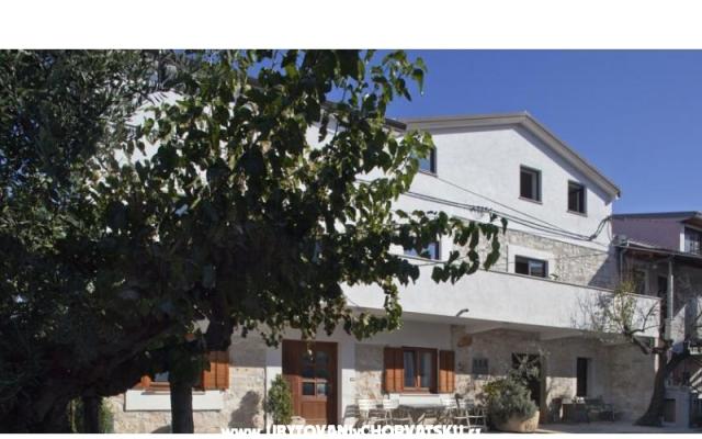 Apartments Gracia – Accommodation Porec Kroatië
