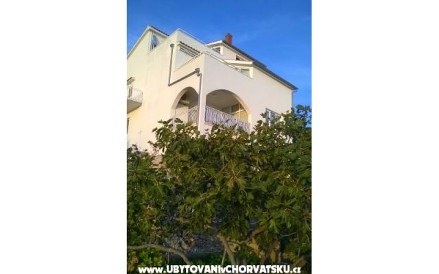 Apartments   Luka – Accommodation Primosten Kroatië