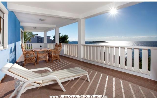 OAZA Apartments – Accommodation Primosten Kroatië